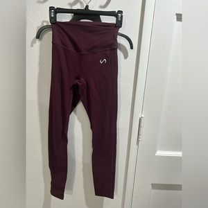 TLF size S Leggings